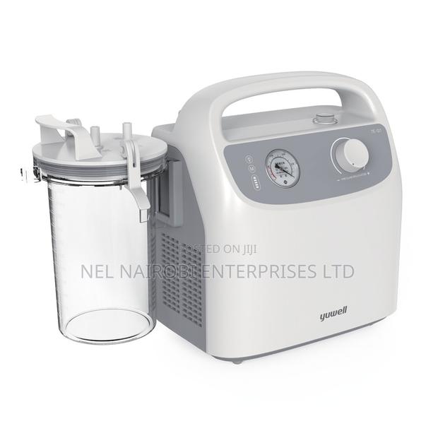 Yuwell Portable Suction Machine 7e-G1 With 27l/Min Flow Rate