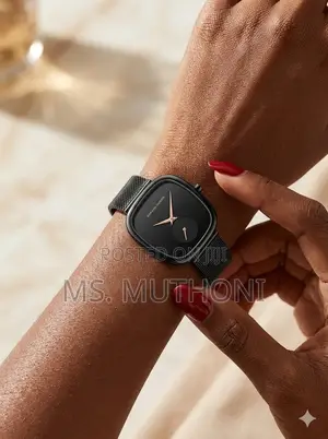 Elegant Hannah Martin Tonneau-Shaped Women's Quartz Wristwatc