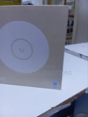 Ubiquiti Unifi U7 Lite Ceiling Mounted WiFi