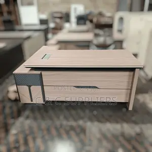 Director’s Desk – 1.8m