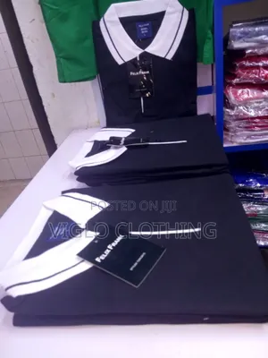 White Body, Collar Black Poloshirts