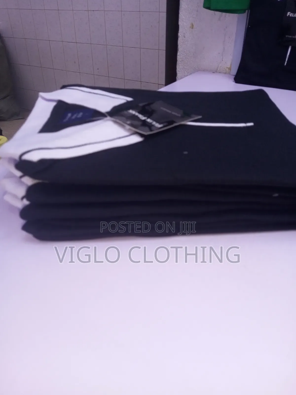 White Body, Collar Black Poloshirts