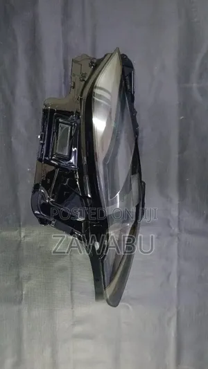 Headlight Lens Mazda 2 Axela 2020-