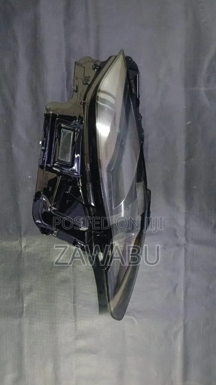 Headlight Lens Mazda 2 Axela 2020-