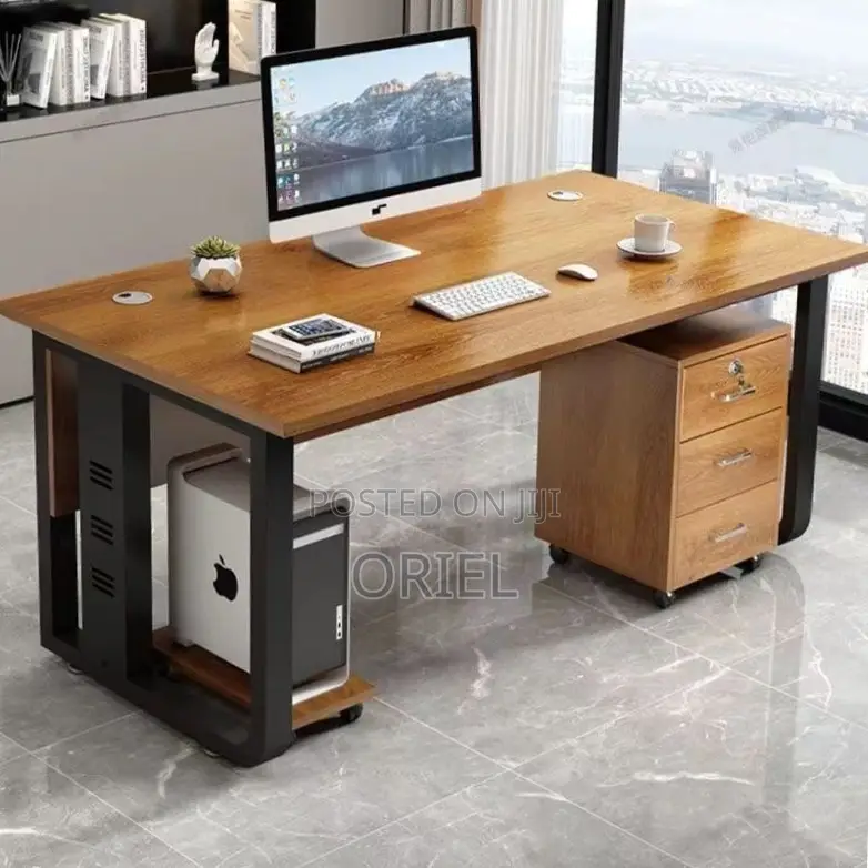 Office Desk : Ergonomic Computer Desk