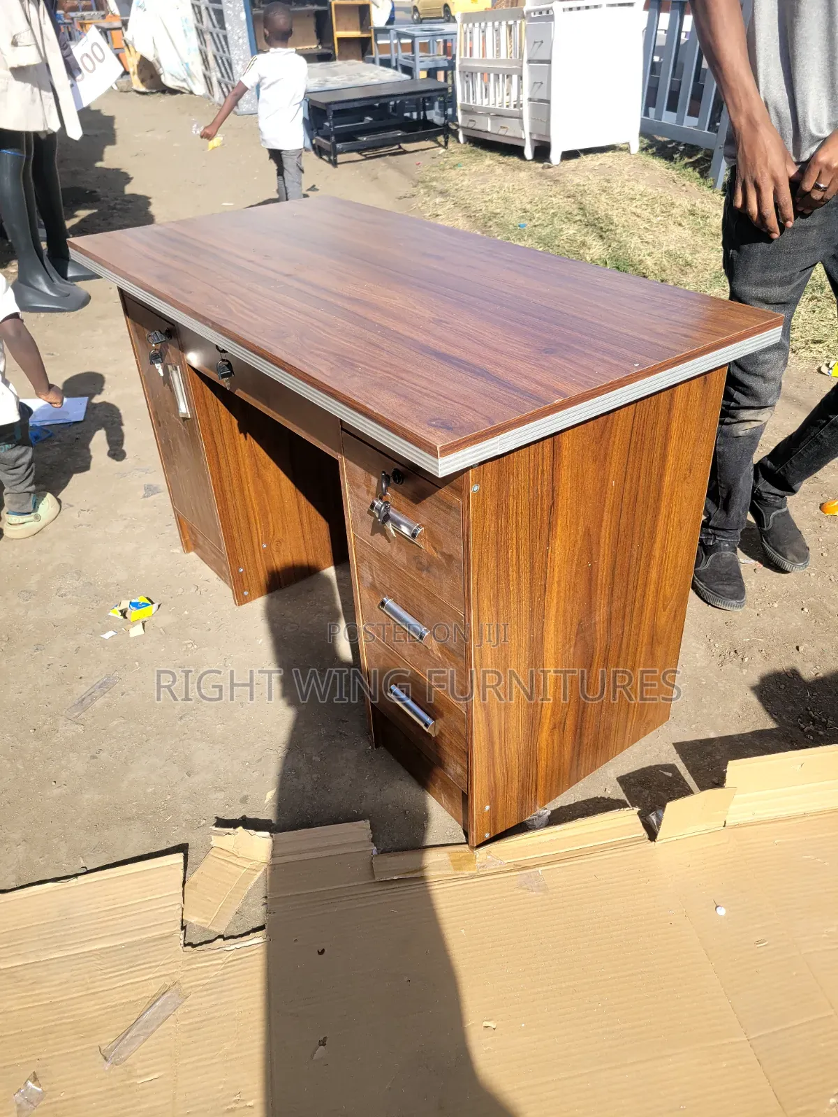 Office Executive Table #1. M
