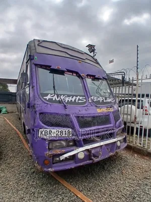 Isuzu FRR 2010 Black