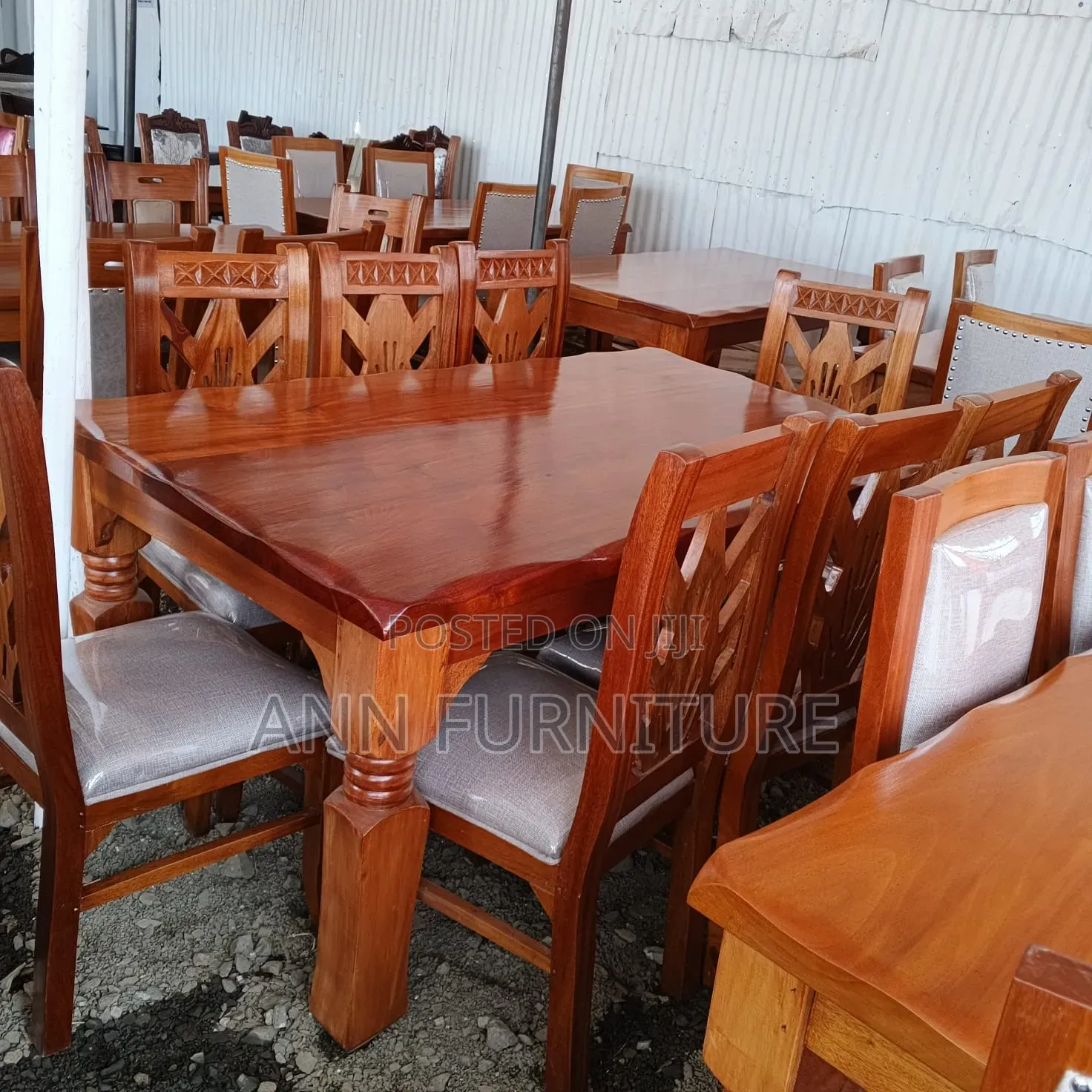 Dinning Table 6seater Mahogany Wood