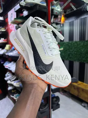 Nike ACG ZoomX U