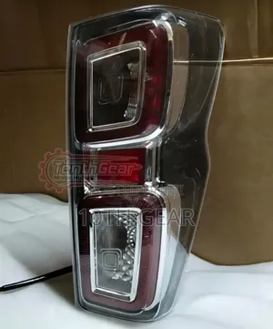 Isuzu Dmax Taillamp Taillight 2021 Rear Lamp Pair Set