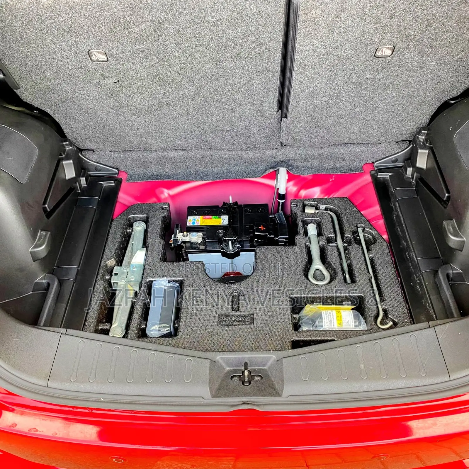 Nissan Note 1.2 Hybrid 2020 Red