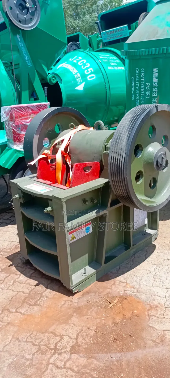 Heavy Duty Stone Crusher