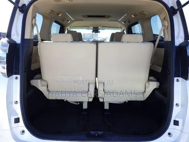 Toyota Vellfire 2019 Pearl