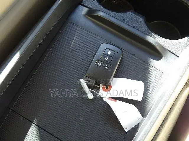 Toyota Vellfire 2019 Pearl