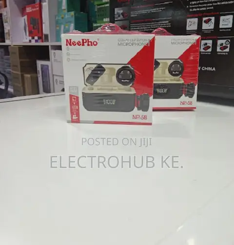 NeePho NP-58 Clip-on Wireless Microphone