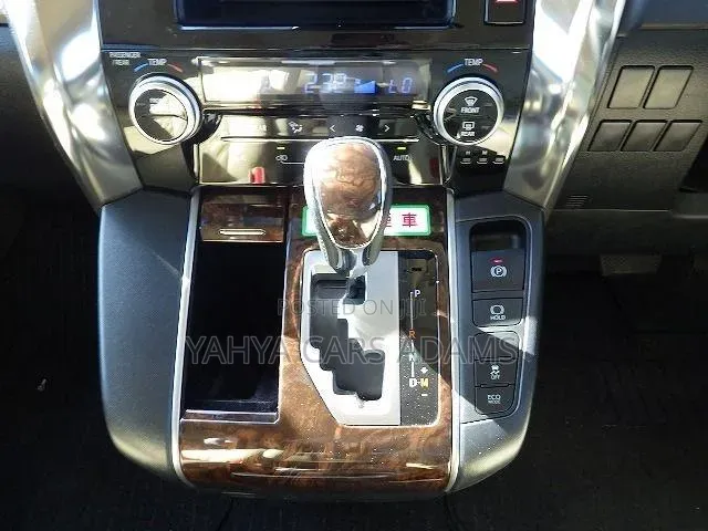 Toyota Vellfire 2019 Pearl