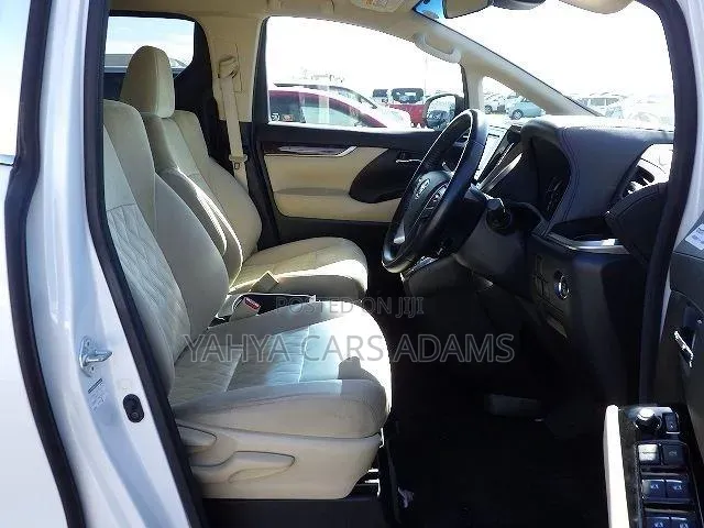 Toyota Vellfire 2019 Pearl