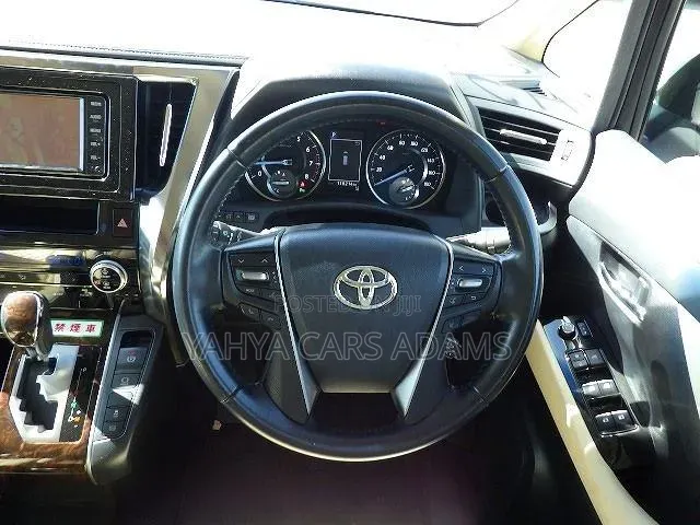 Toyota Vellfire 2019 Pearl