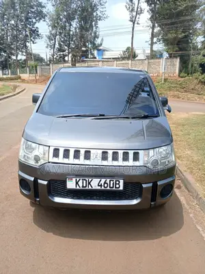 Mitsubishi Delica 2015 Gray