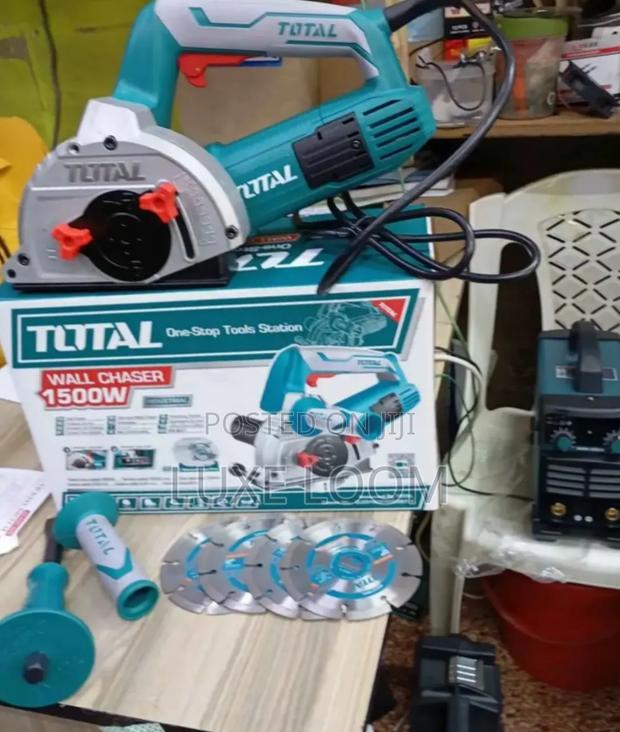 Total Wall Chaser 1500watts