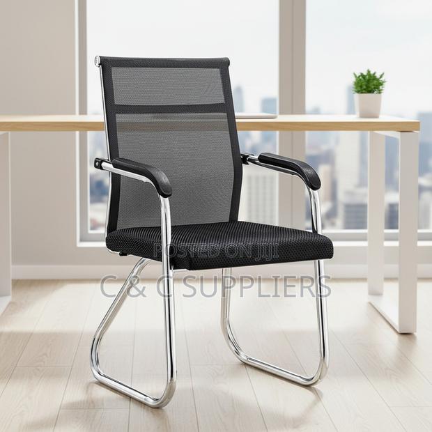 Mid Back Mesh Reception/Conference Chair.