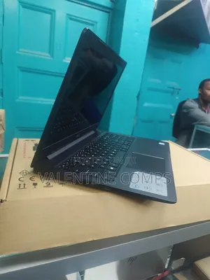 Laptop Dell 8GB Intel Core i3 HDD 500GB