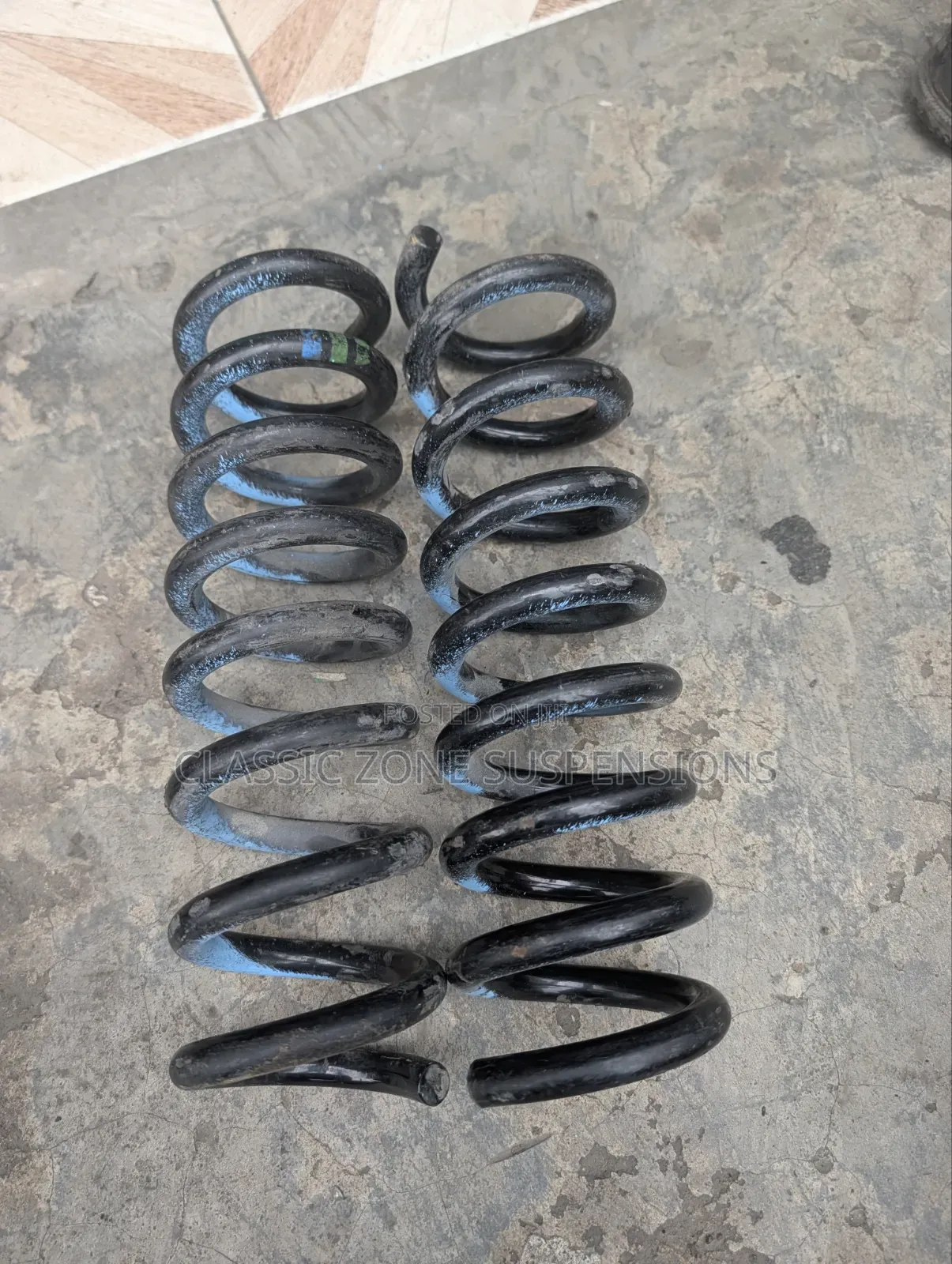 Mercedes C180 W202 Springs.