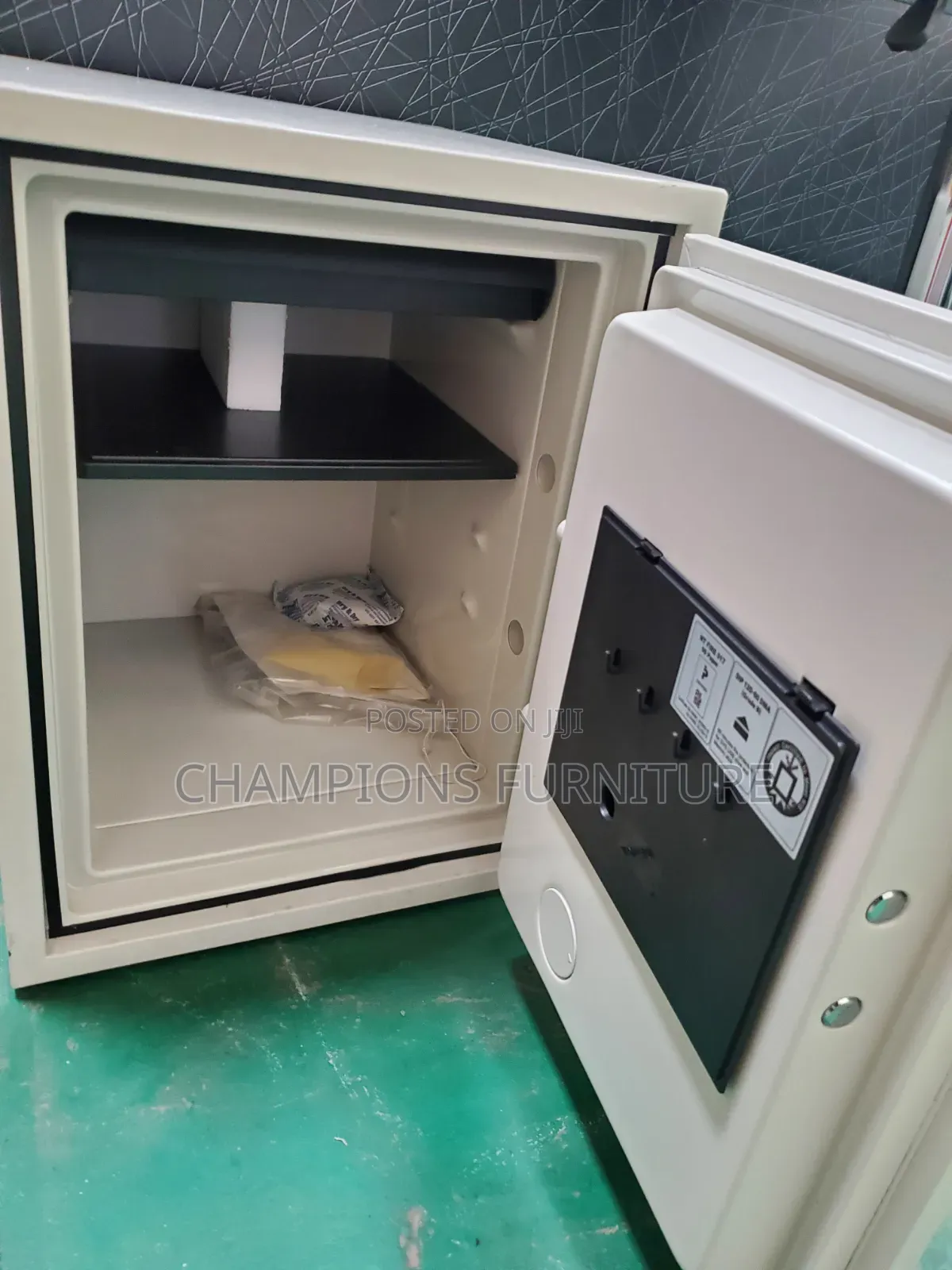 Diplomat Digital and Key Fireproof Safe