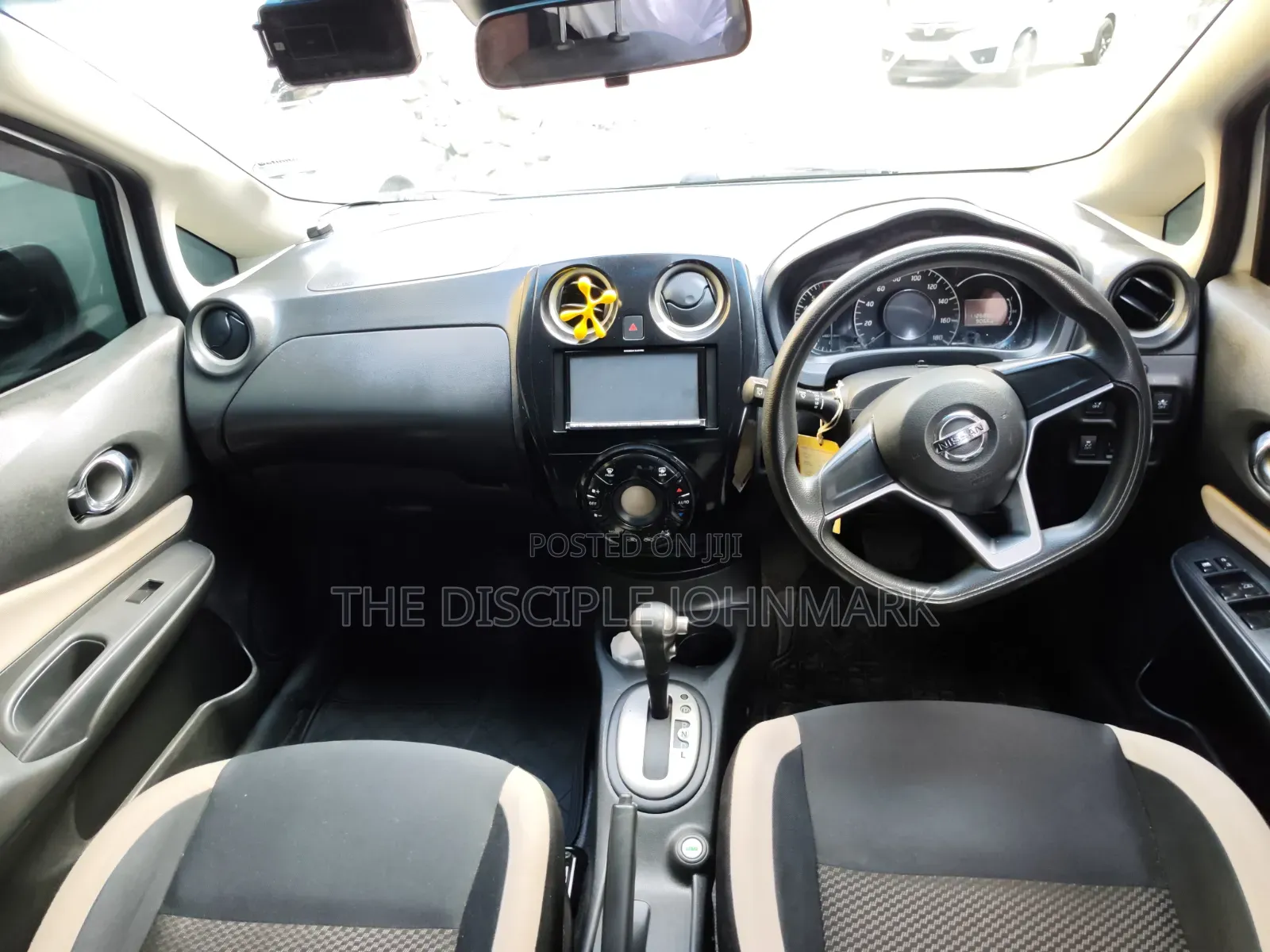 Nissan Note 2017 Silver