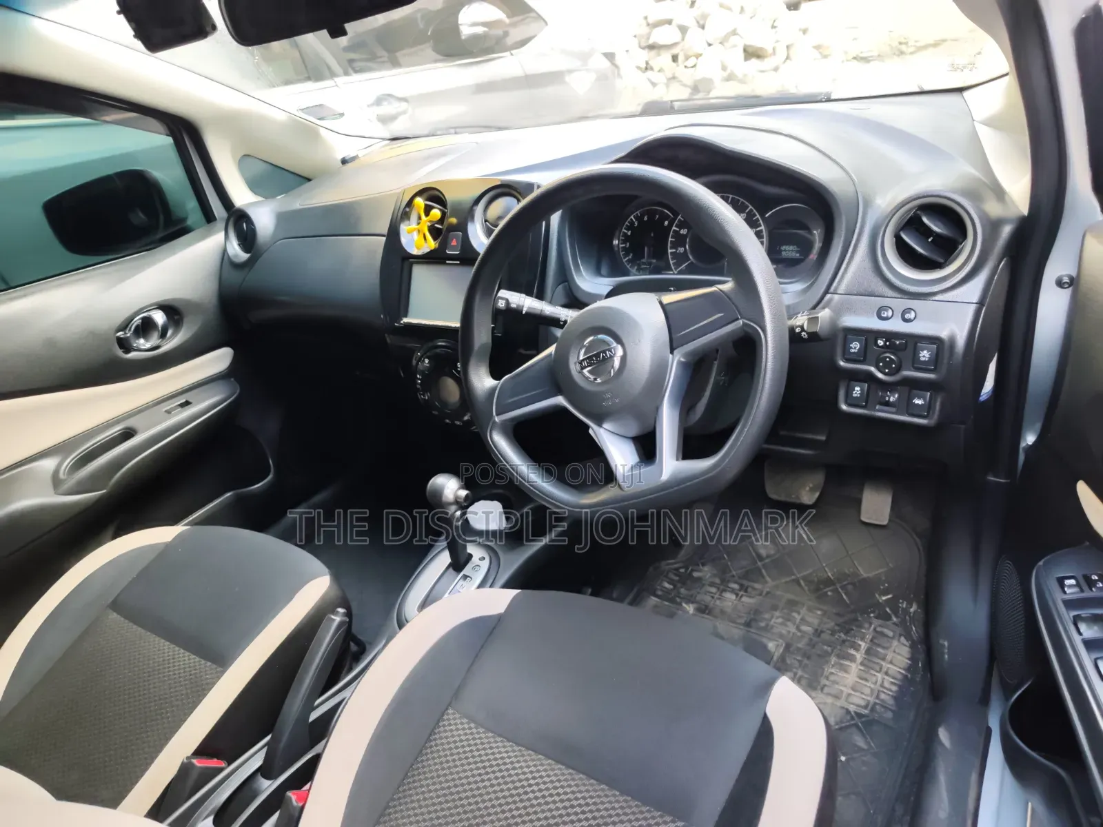 Nissan Note 2017 Silver