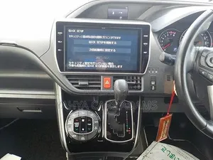 Toyota Voxy 2019 Pearl