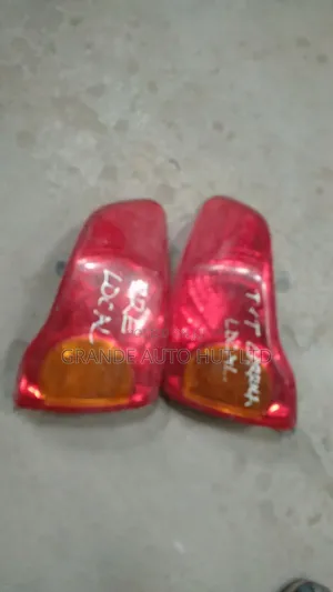 Toyota Zre Taillights