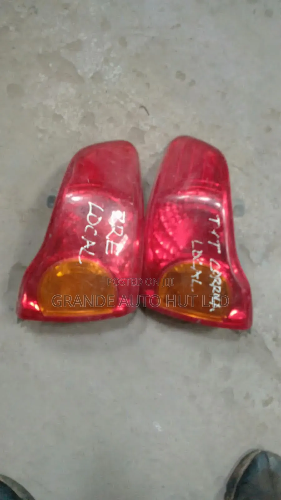 Toyota Zre Taillights