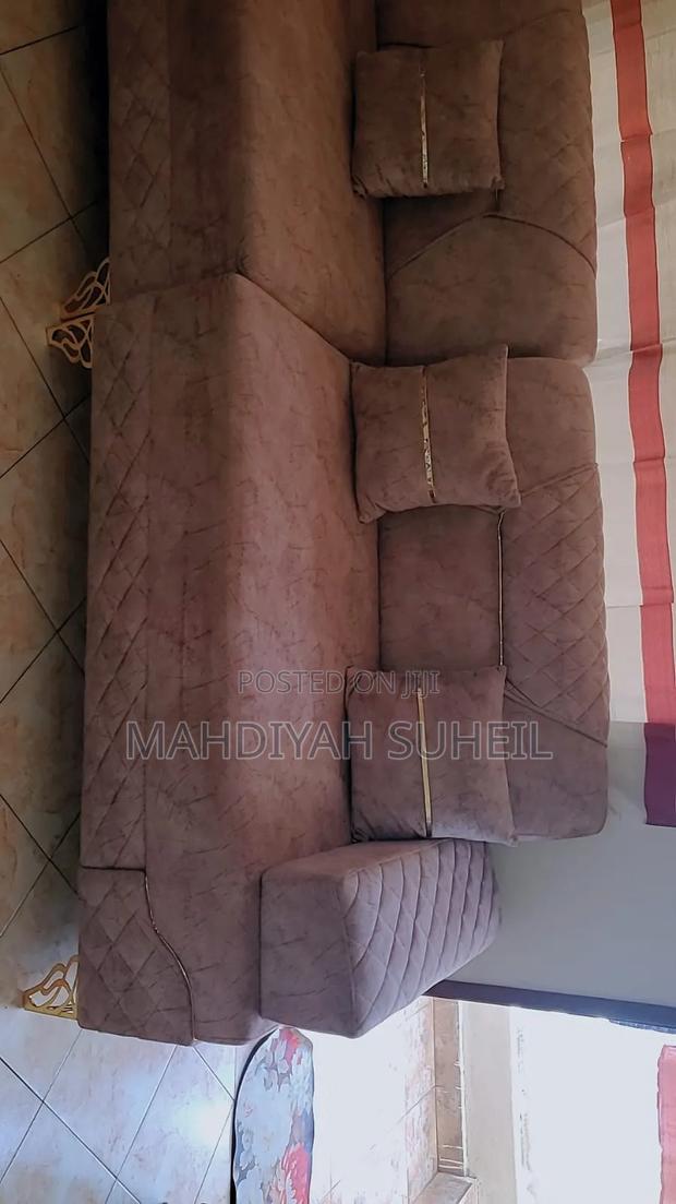 7 Seater Sofa - thumbnail 2