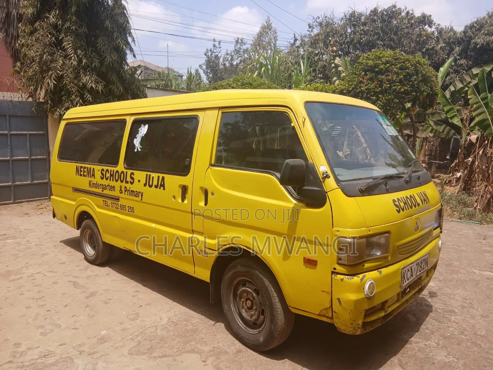 Mitsubishi L300 2007 Yellow
