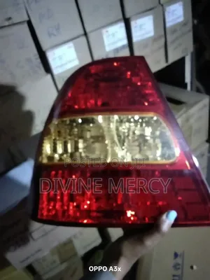 Tail Lamp Toyota NZE 01-02