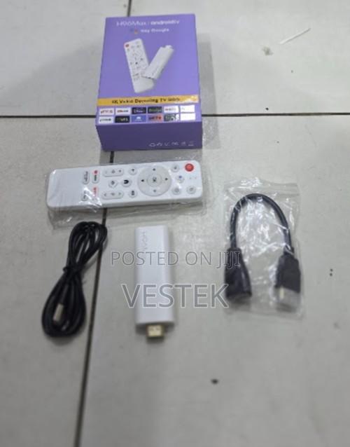 H96Max Android 11.0 TV Stick 2GB 16GB Quad Core Media Player