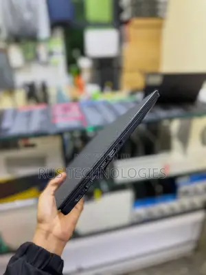 New Laptop Dell Latitude 5300 8GB Intel Core i7 SSD 256GB