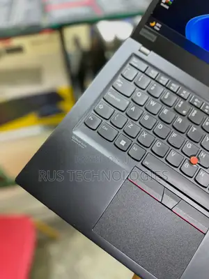 New Laptop Dell Latitude 5300 8GB Intel Core i7 SSD 256GB