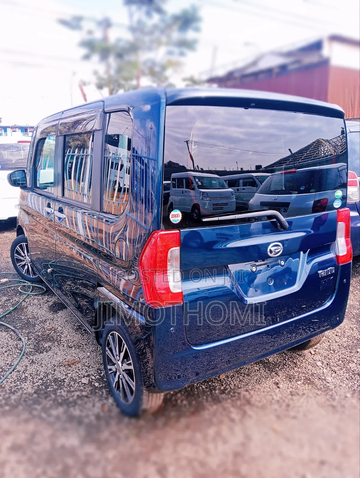 Daihatsu Tanto 2019 Blue