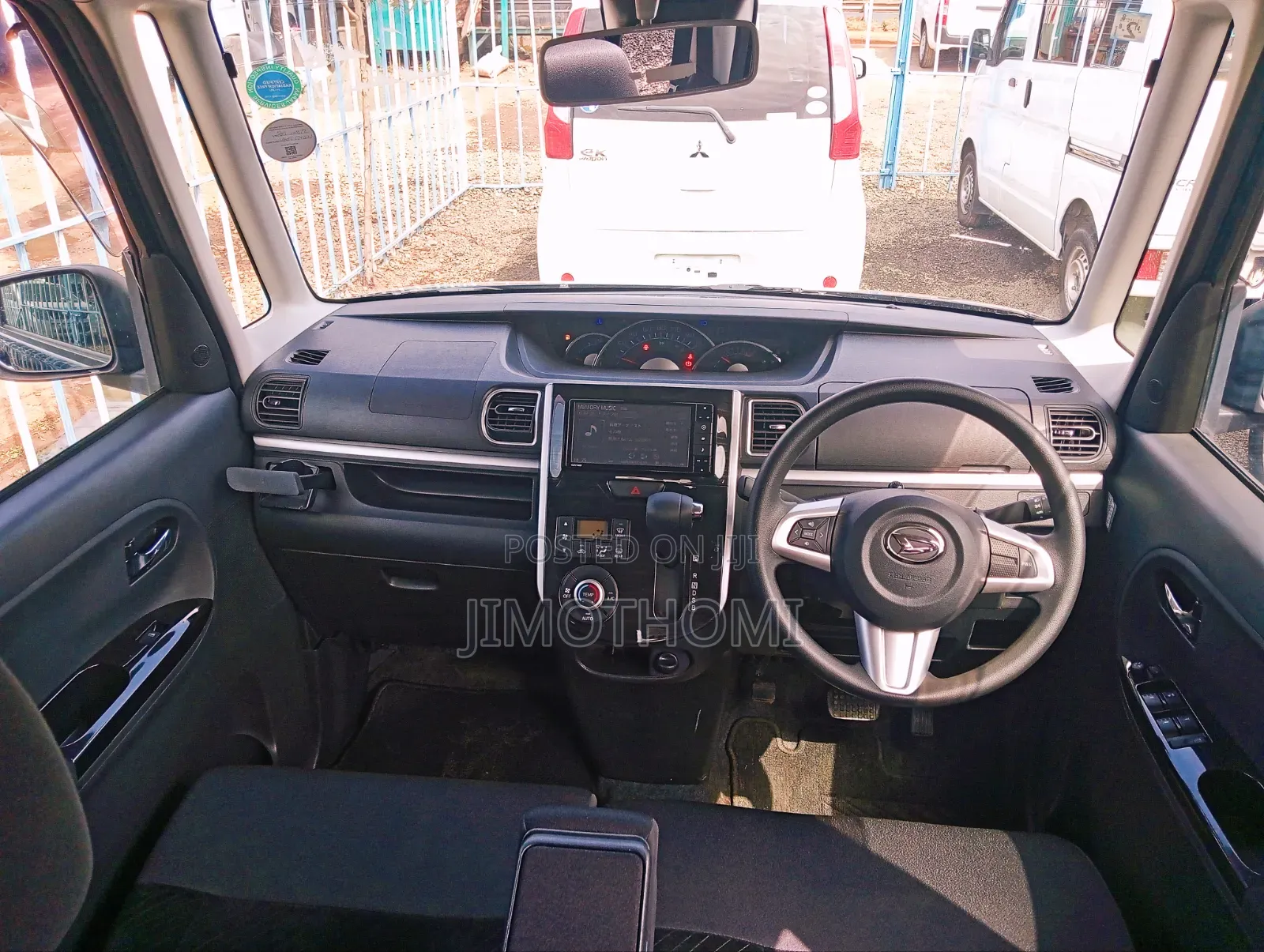 Daihatsu Tanto 2019 Blue