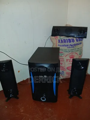 Vitron V643 3.1 Channel Subwoofer - 10000W PMPO (Complete Set + Remote