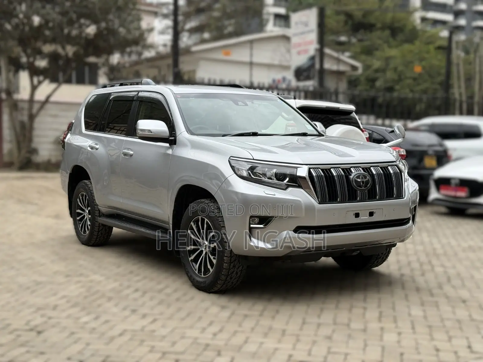 Toyota Land Cruiser Prado 2019 Silver