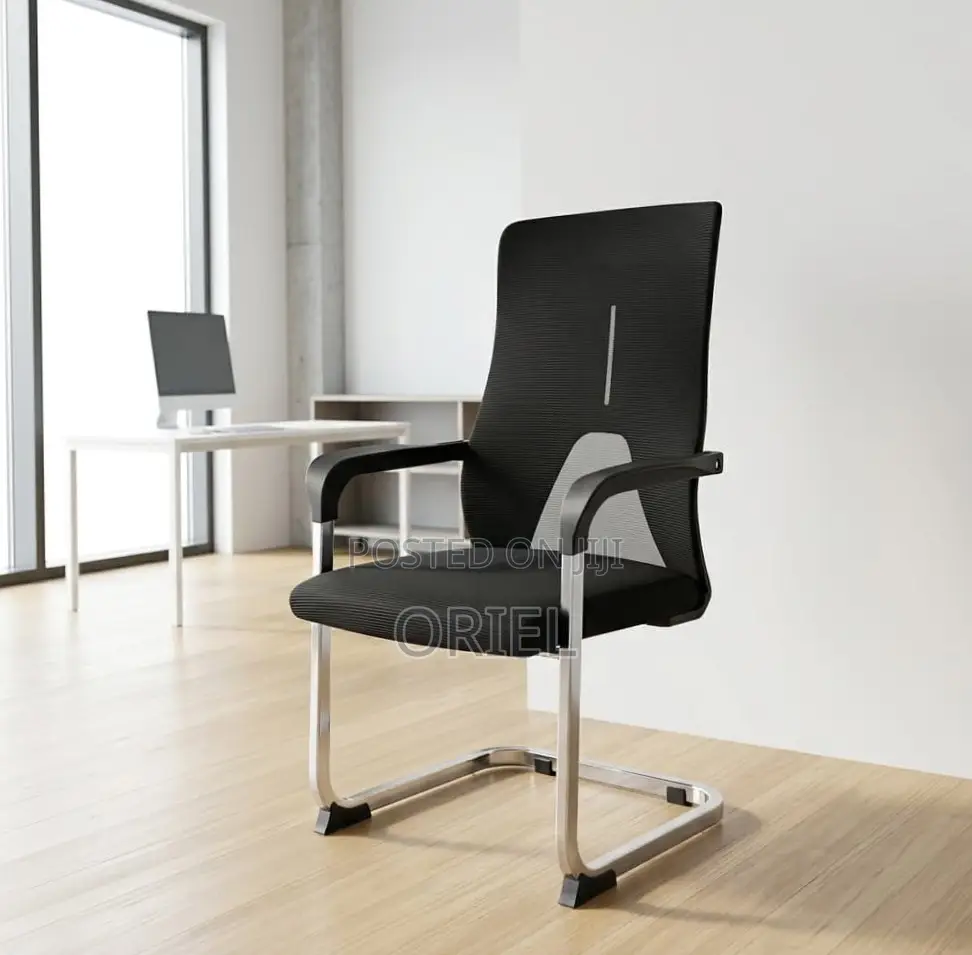 Office Chair : High-Back Conference Visitor Chair