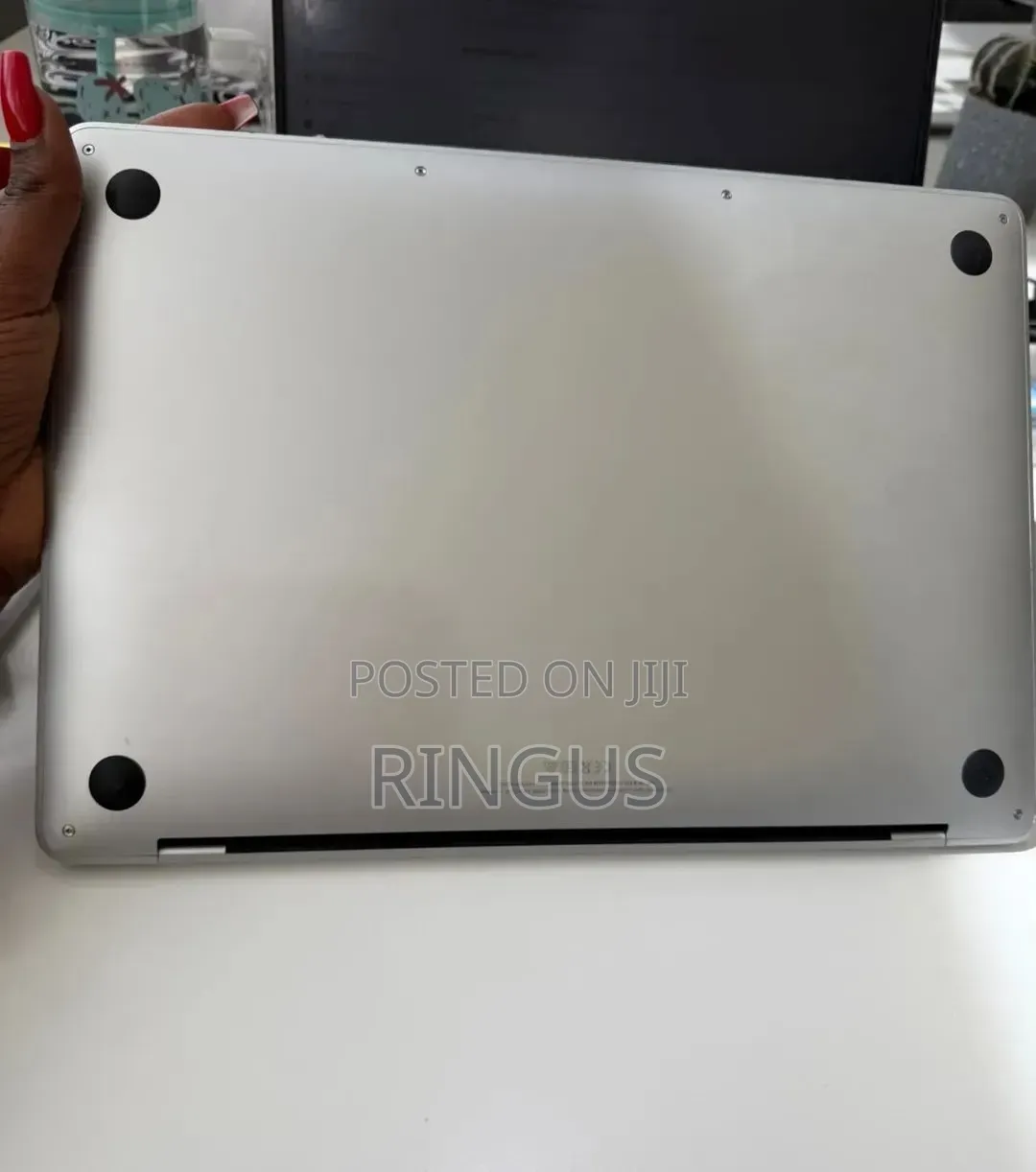 Laptop Apple MacBook Pro 2020 16GB Intel Core i5 SSD 512GB