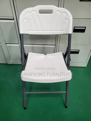 White Heavy Duty Fun-Back Foldable Chair