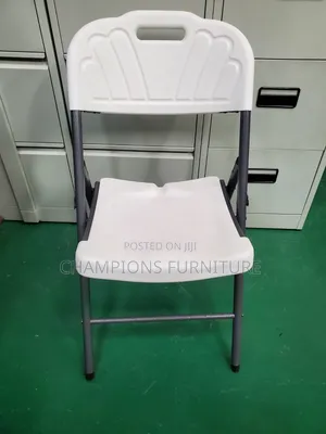 White Heavy Duty Fun-Back Foldable Chair
