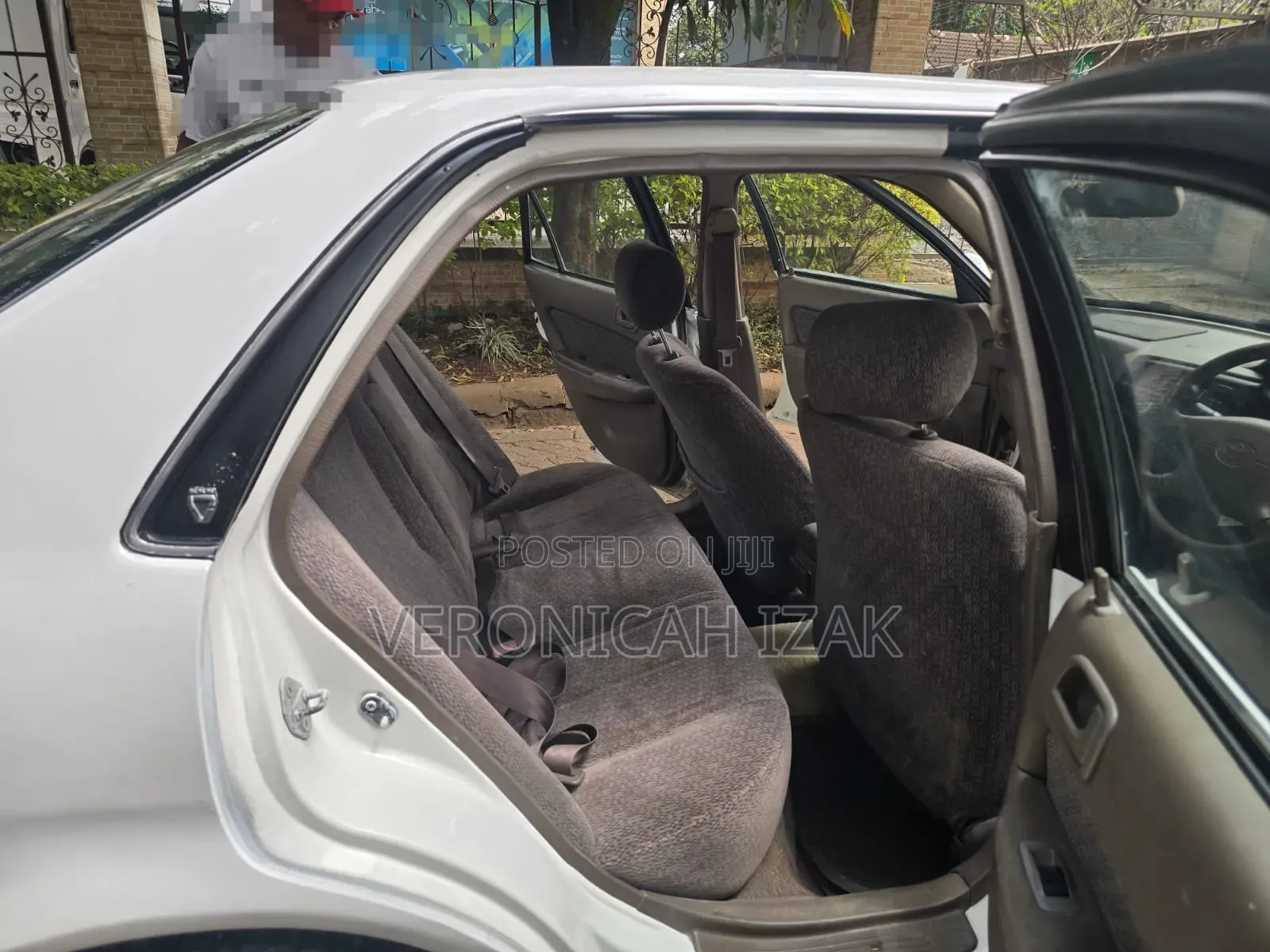 Toyota Corolla 1997 White