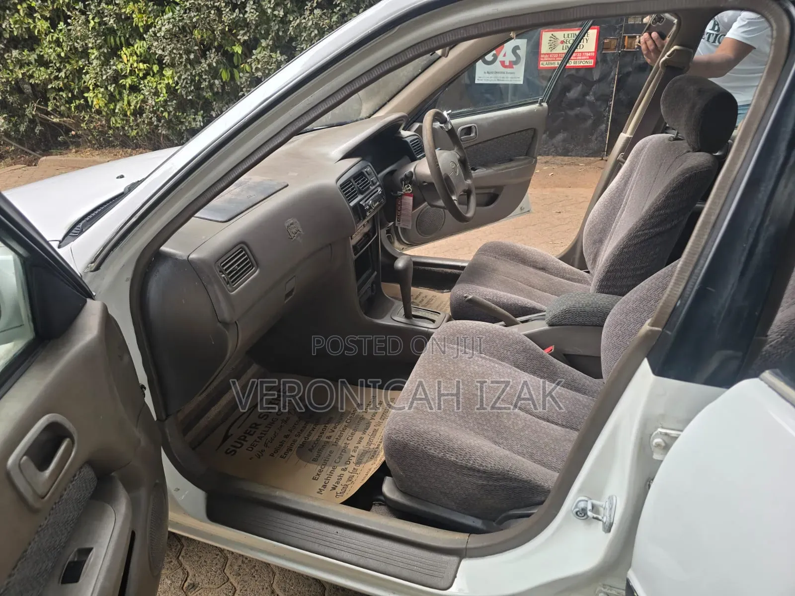 Toyota Corolla 1997 White