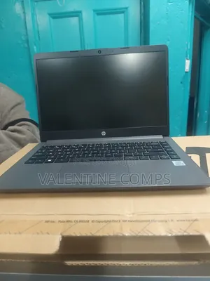 Laptop HP 240 G8 8GB Intel Core i3 HDD 1T